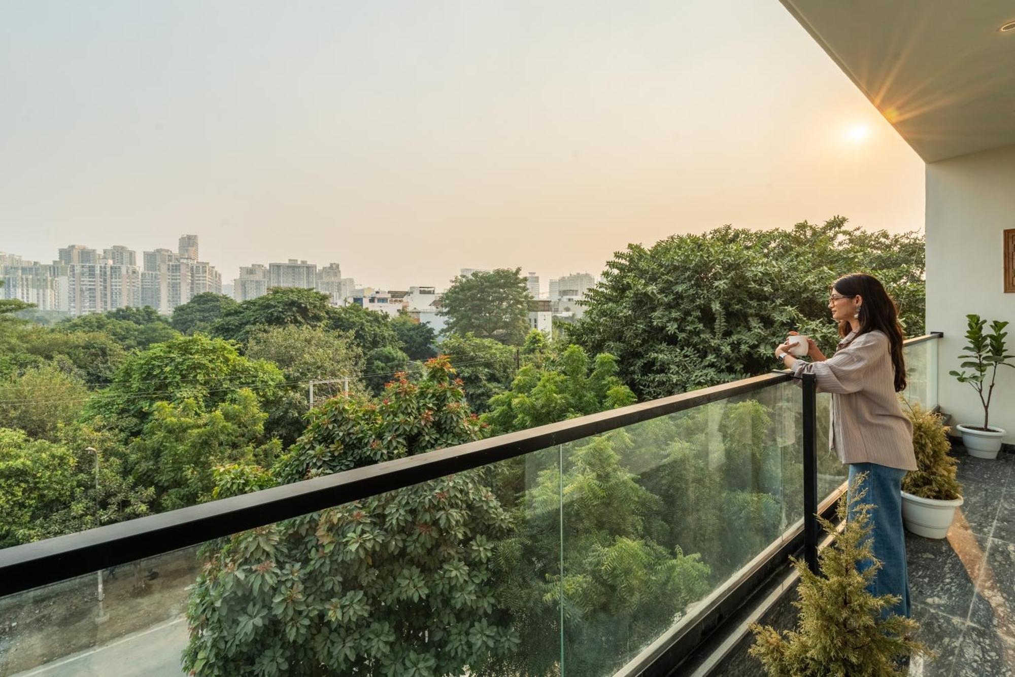 Lime Tree Hotel & One Bhk Serviced Apartment Noida - Sector 50 Metro Bagian luar foto