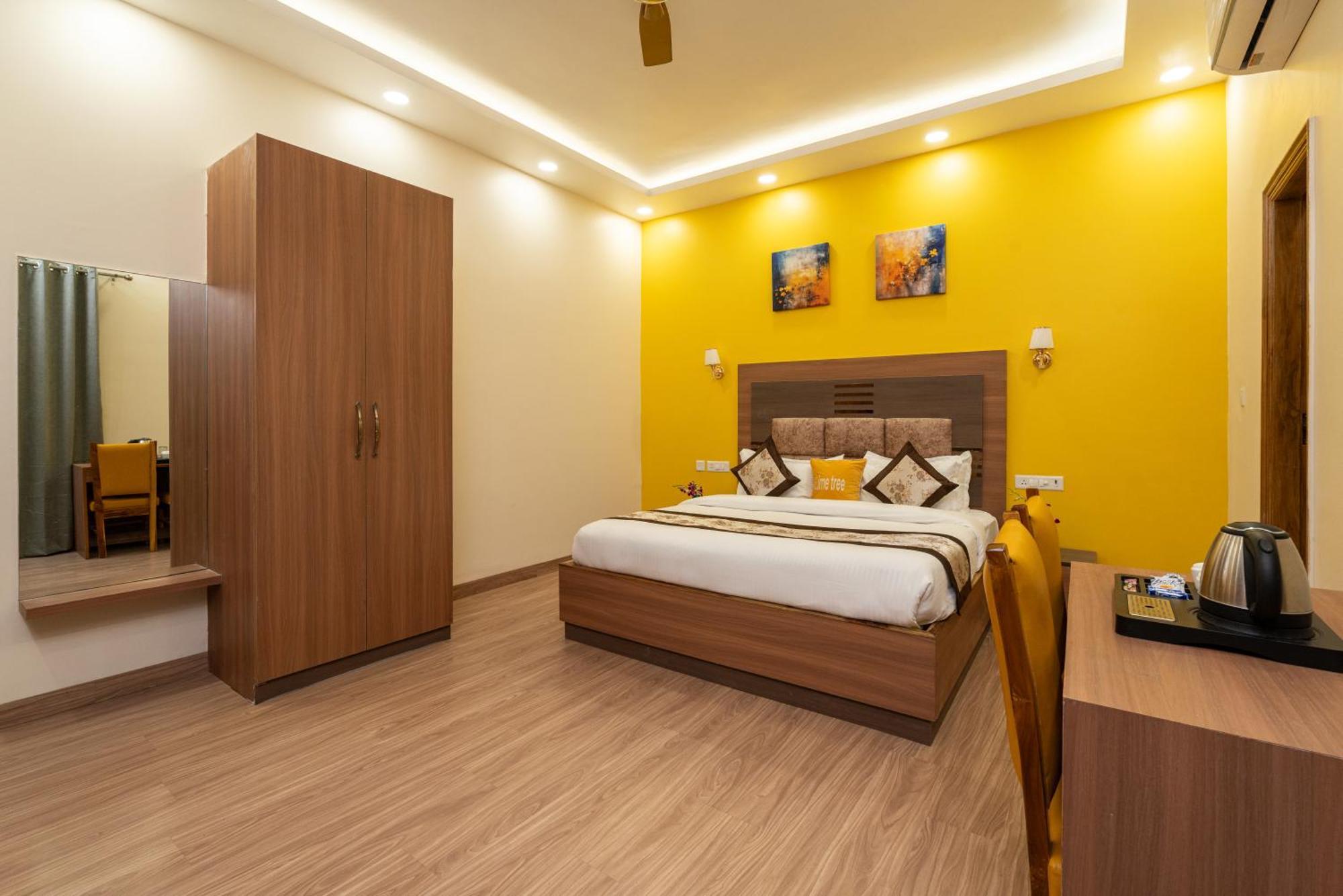 Lime Tree Hotel & One Bhk Serviced Apartment Noida - Sector 50 Metro Bagian luar foto