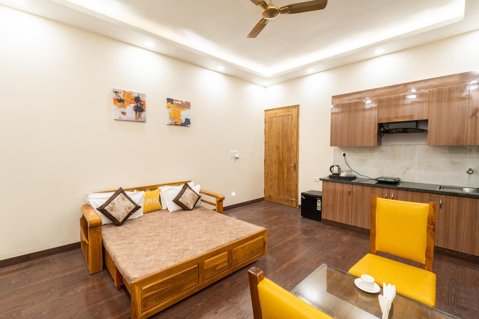 Lime Tree Hotel & One Bhk Serviced Apartment Noida - Sector 50 Metro Bagian luar foto