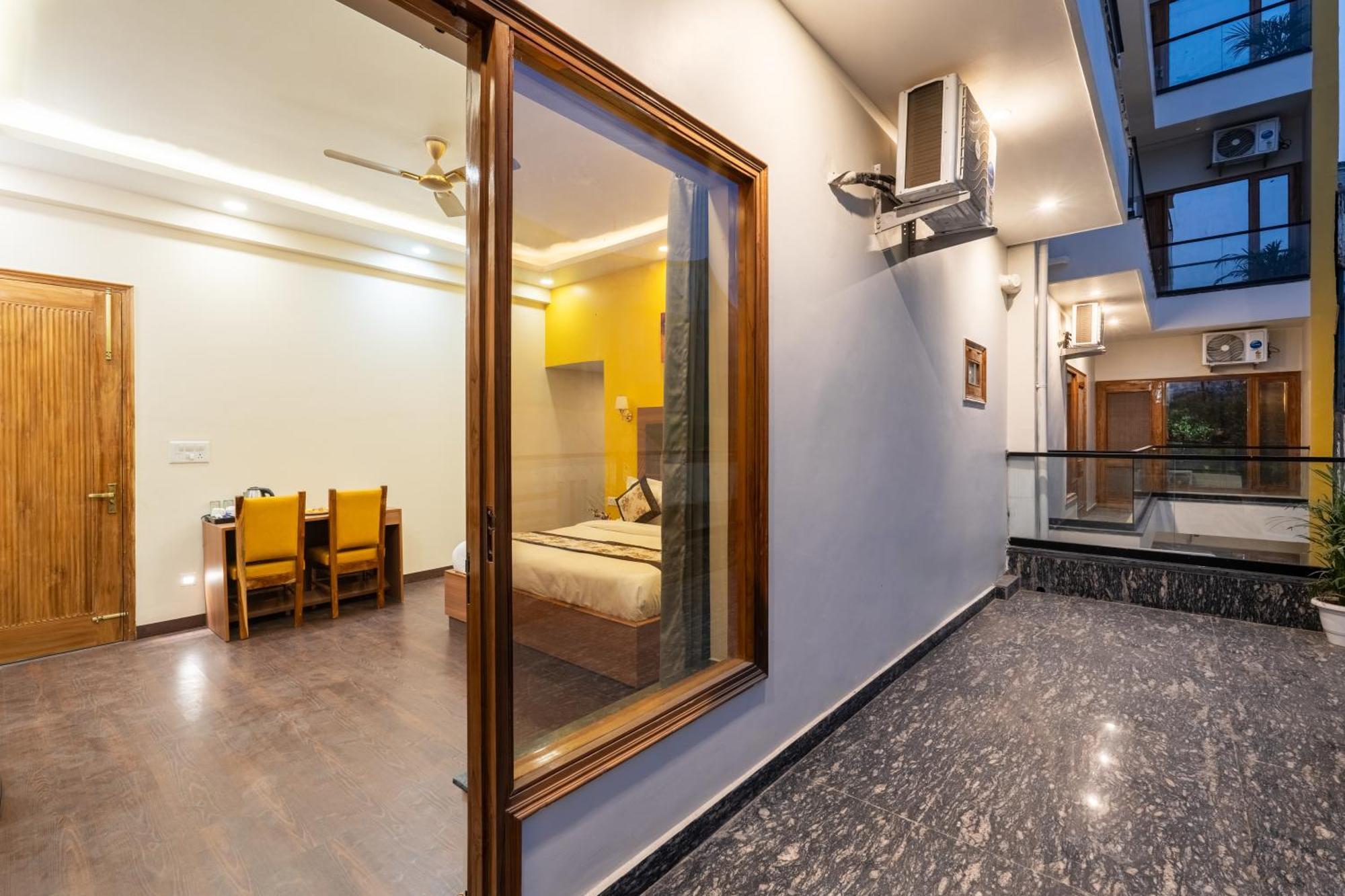 Lime Tree Hotel & One Bhk Serviced Apartment Noida - Sector 50 Metro Bagian luar foto
